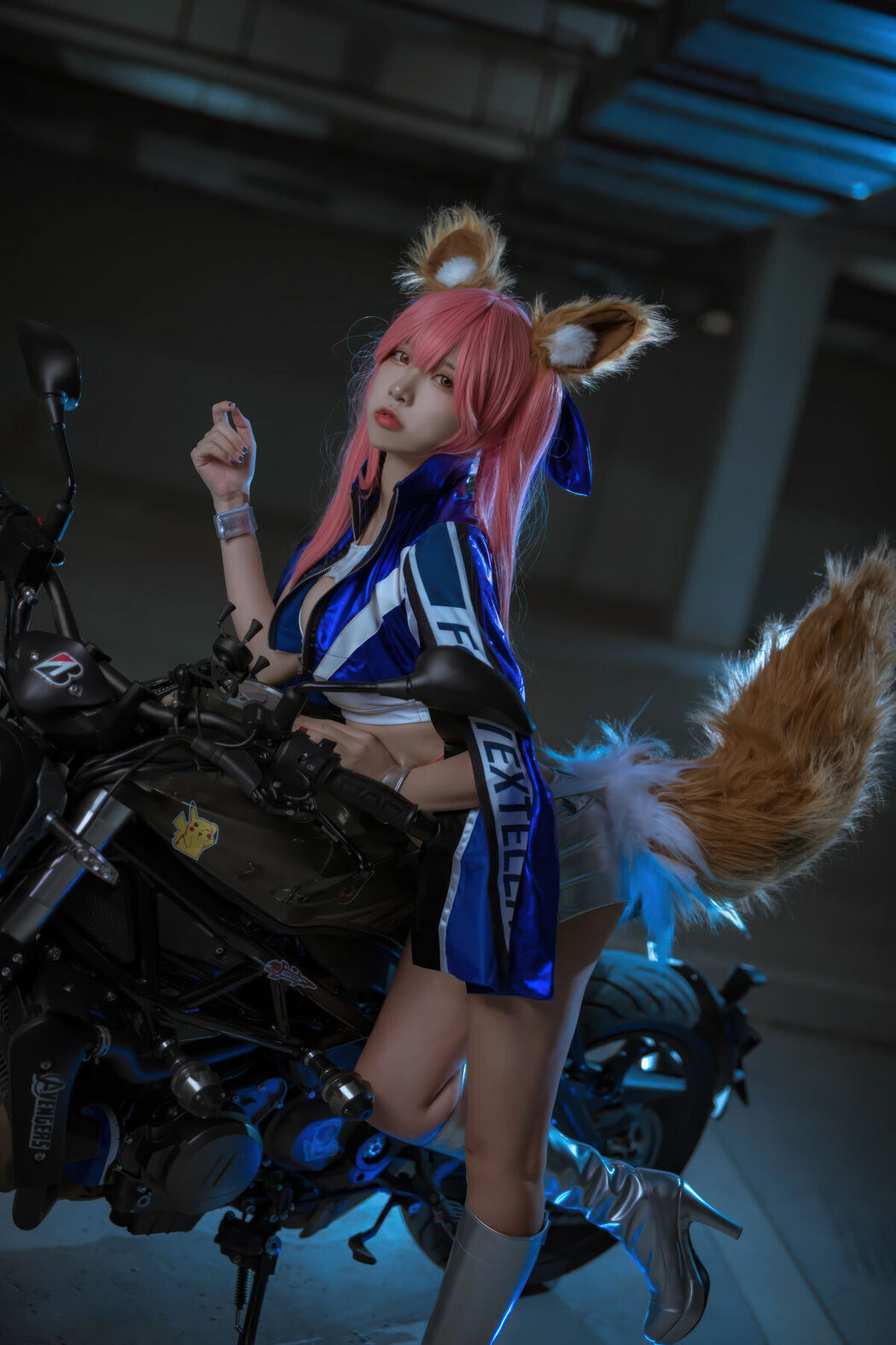 Coser@二佐Nisa – FGO 玉藻前赛车服 (31P)