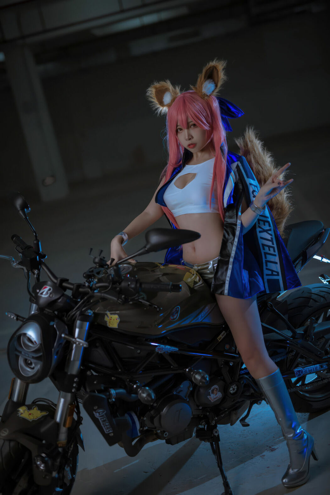 Coser@二佐Nisa – FGO 玉藻前赛车服 (31P)