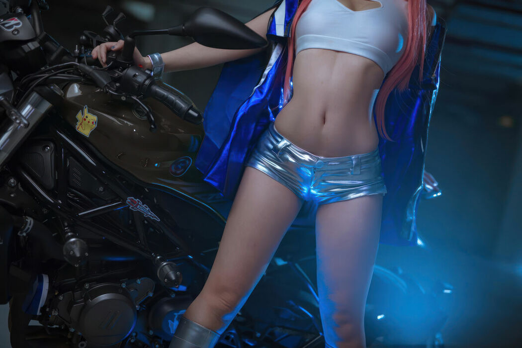 Coser@二佐Nisa – FGO 玉藻前赛车服 (31P)