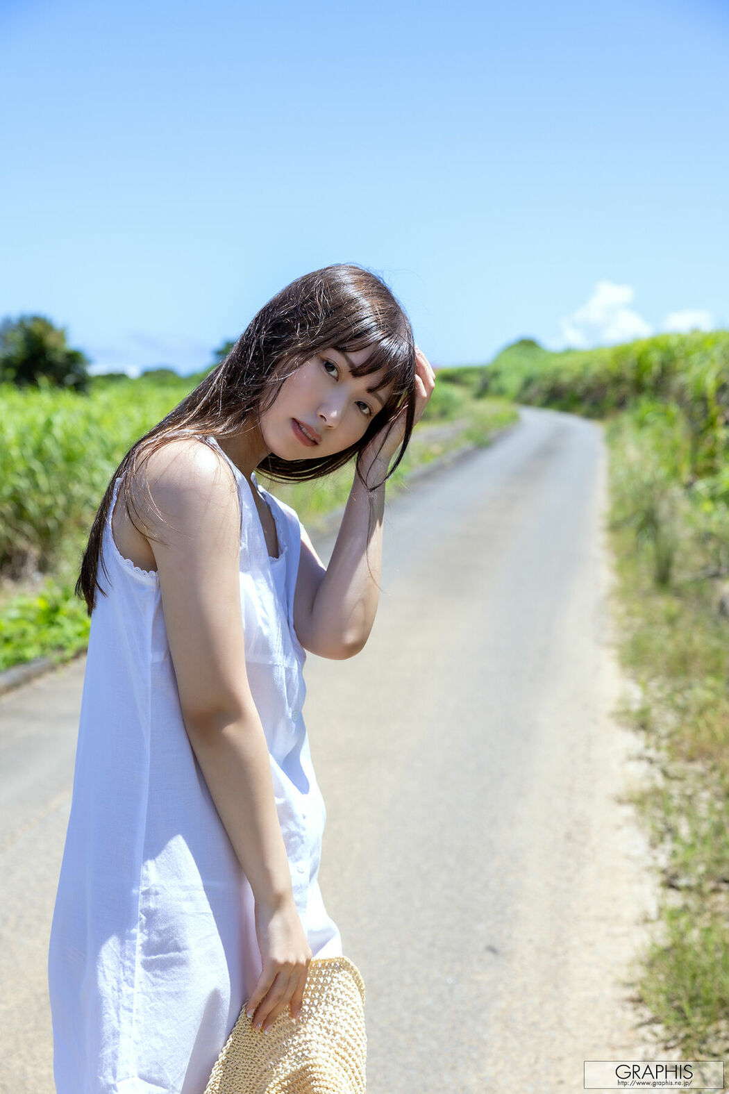 JP Miyu Aizawa 逢沢みゆ – Graphis New Years Holiday SPECIAL 2025-2026 Come Across Vol.1-2 (42P)