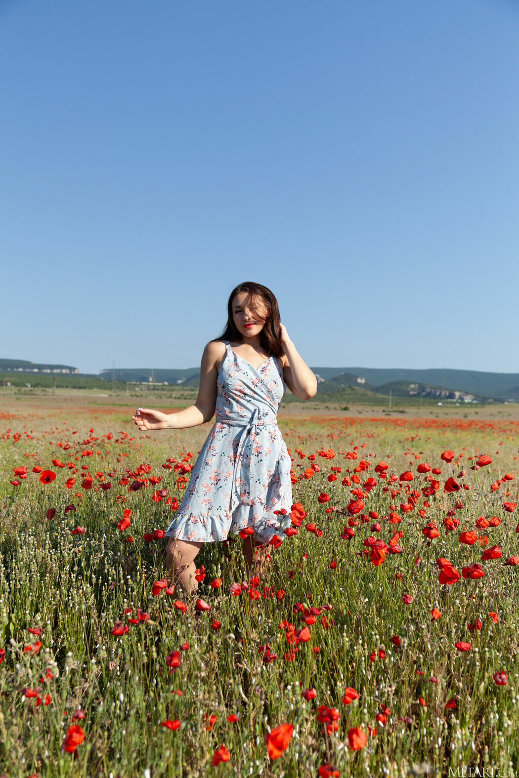 MetArt Sumiko – Poppy Field Part01 (66P)