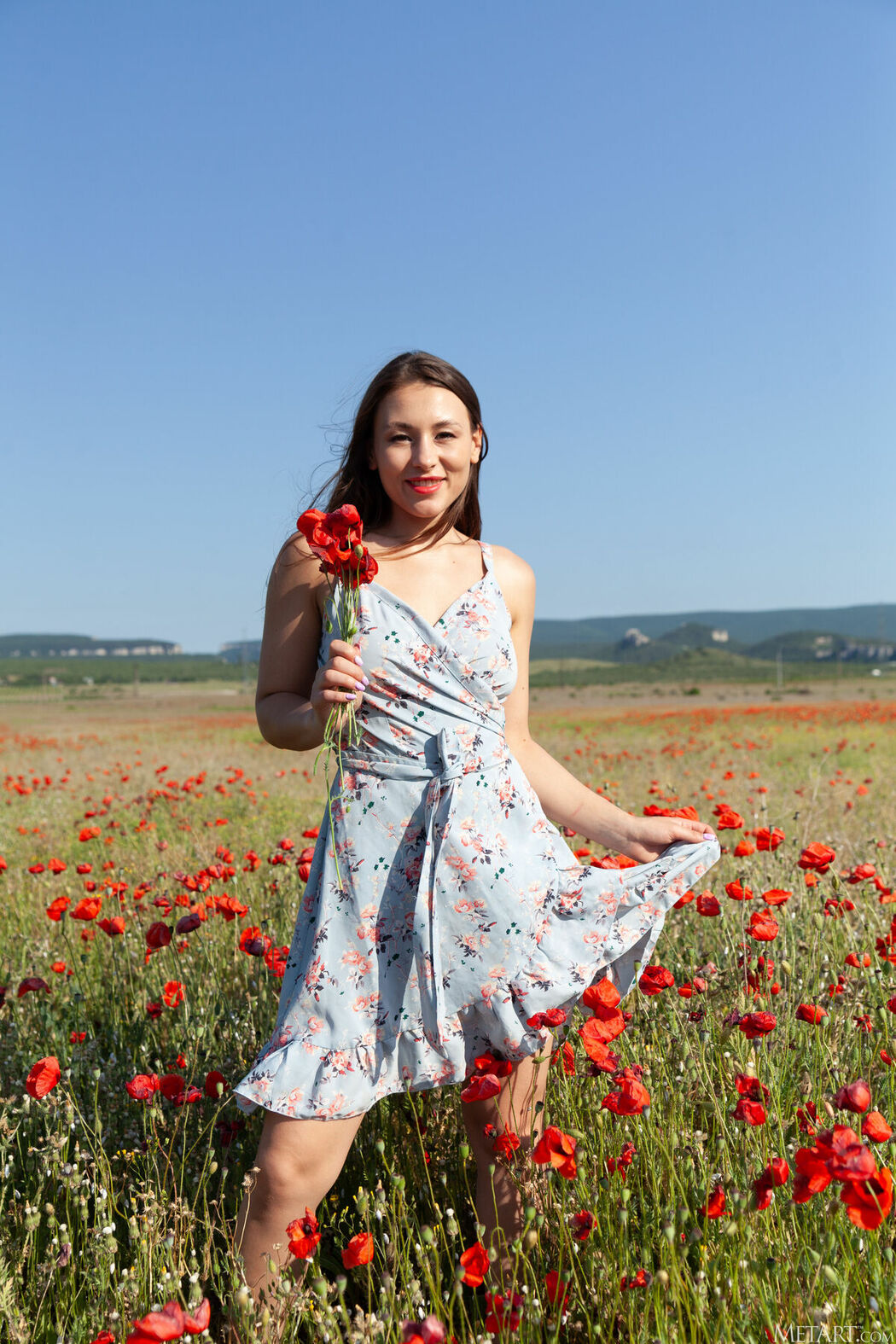 MetArt Sumiko – Poppy Field Part01 (66P)