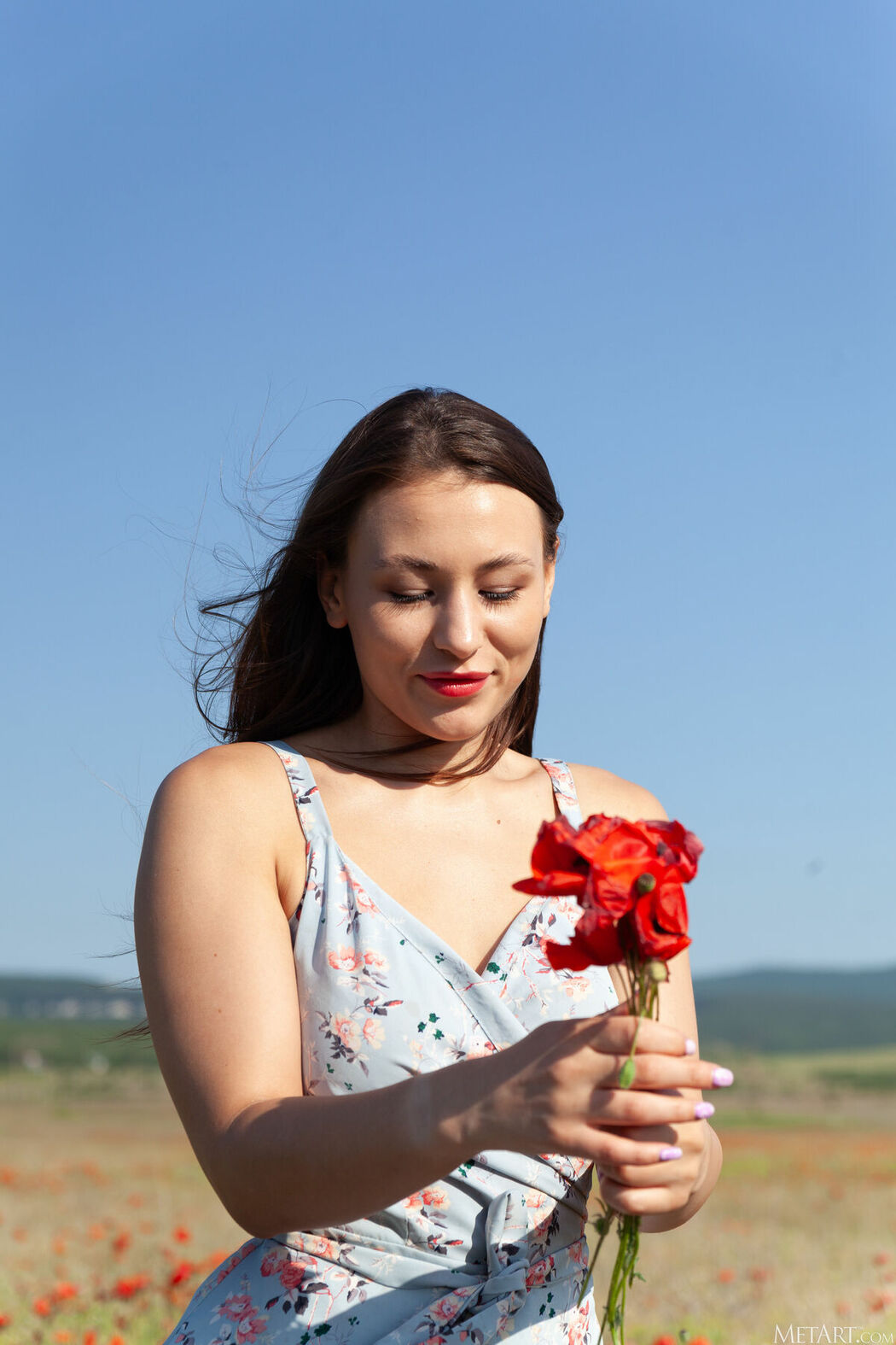 MetArt Sumiko – Poppy Field Part01 (66P)