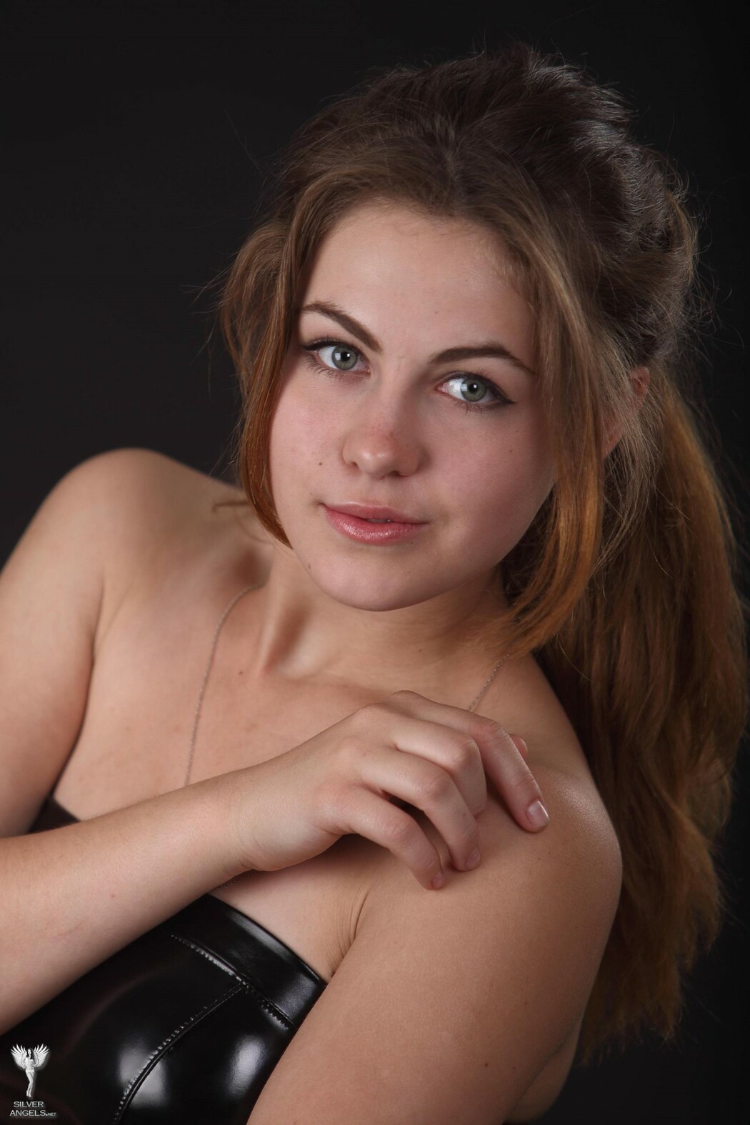 SilverAngels Sandrinya &ndash; Black B