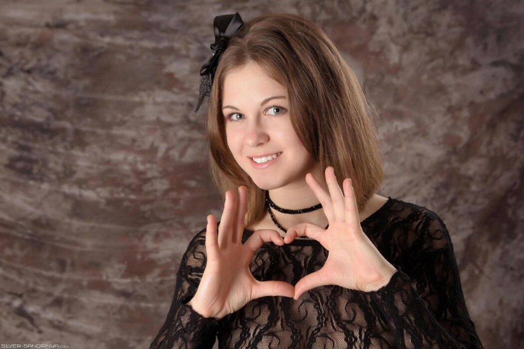 SilverAngels Sandrinya &ndash; Black Lace 1 A