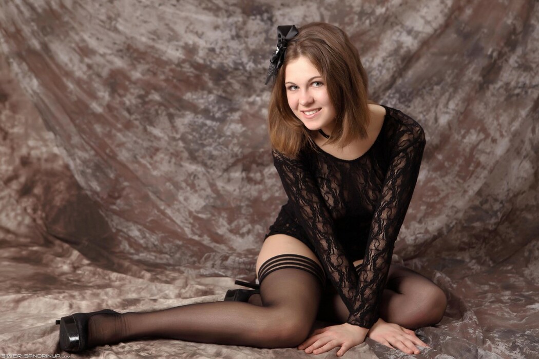 SilverAngels Sandrinya &ndash; Black Lace 1 B