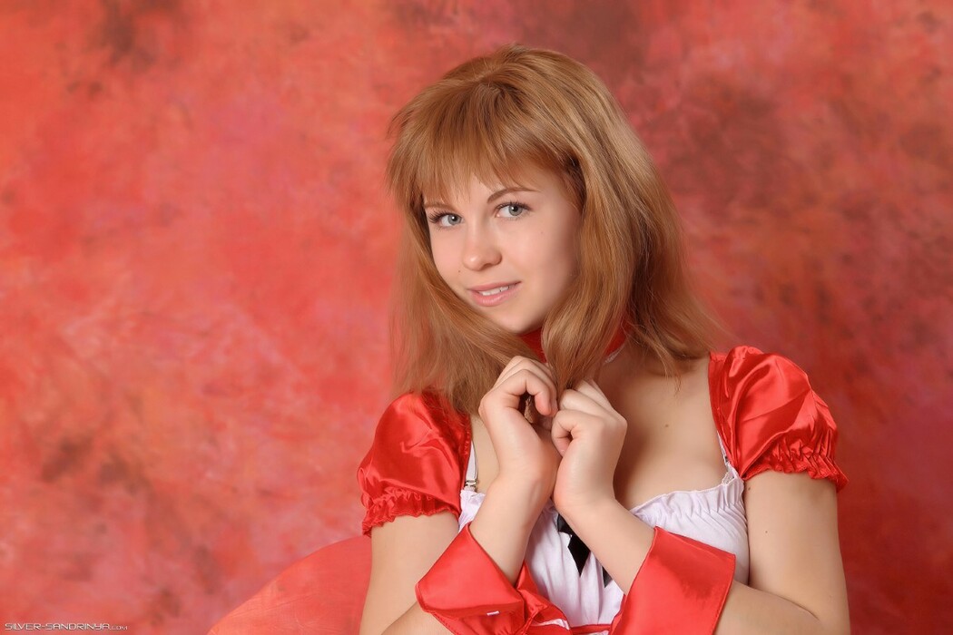 SilverAngels Sandrinya &ndash; Maid 2