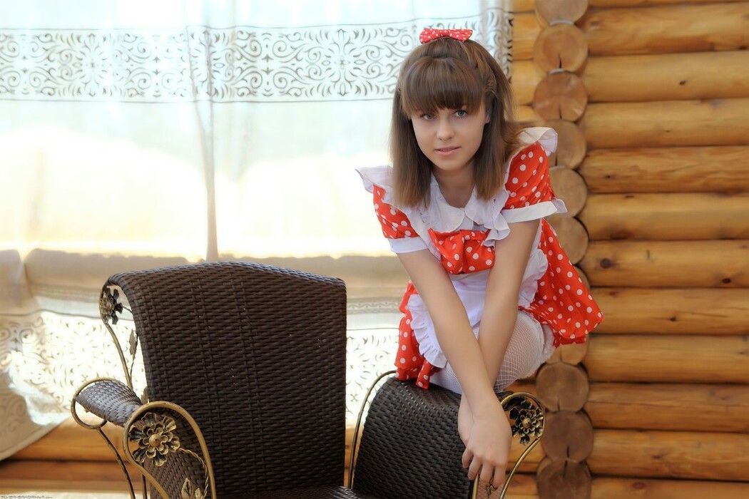 SilverAngels Sandrinya &ndash; Maid 1