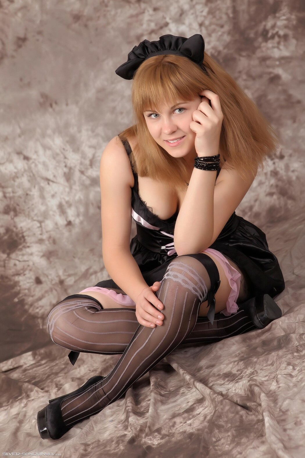 SilverAngels Sandrinya &ndash; Maid 3 B