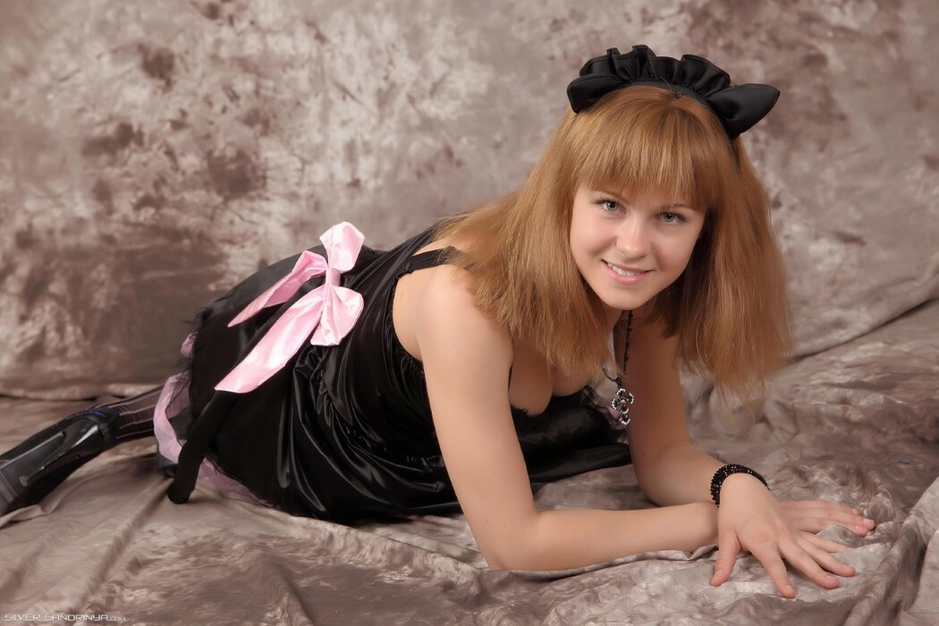 SilverAngels Sandrinya &ndash; Maid 3 B