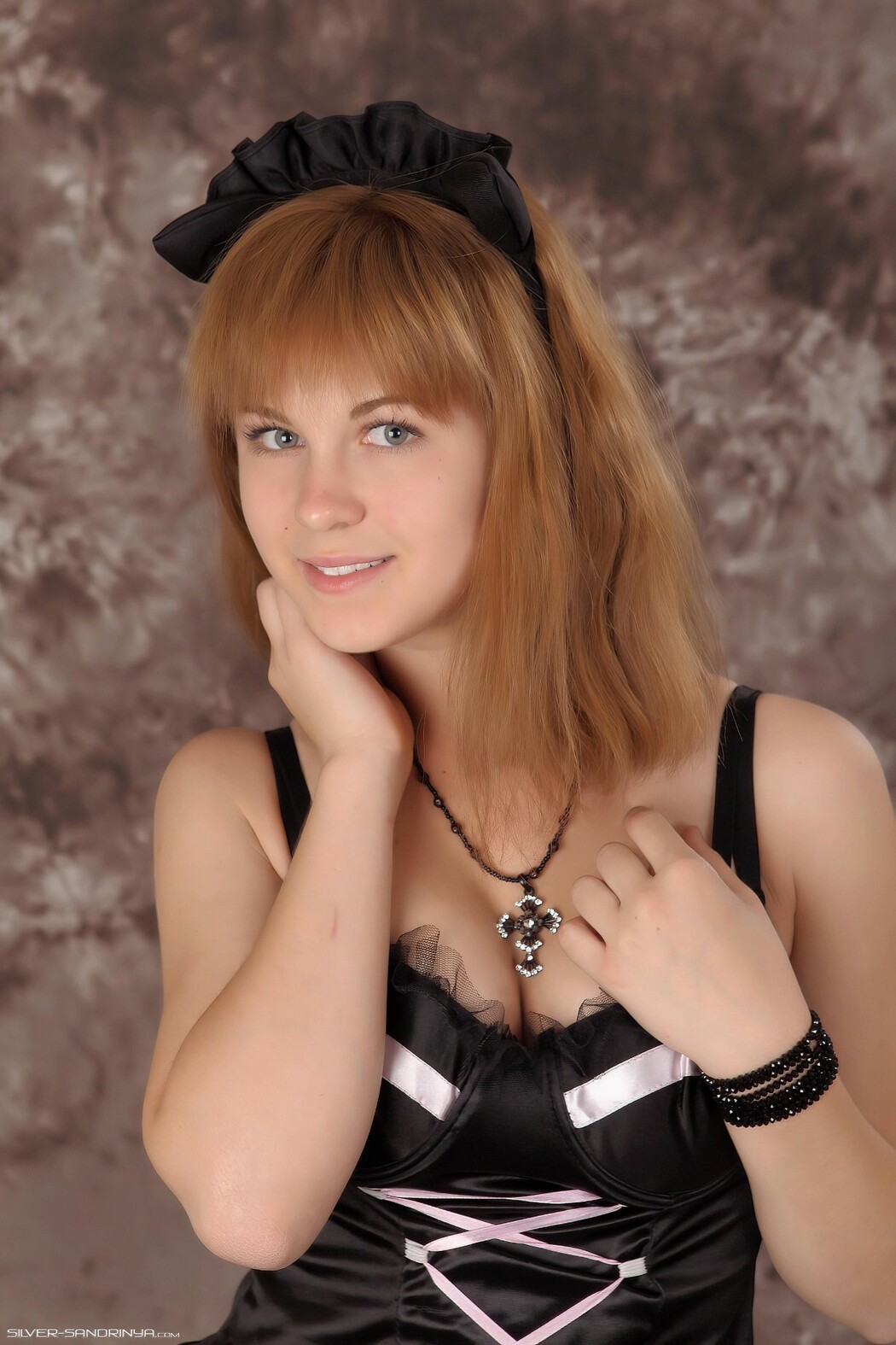 SilverAngels Sandrinya &ndash; Maid 3 B