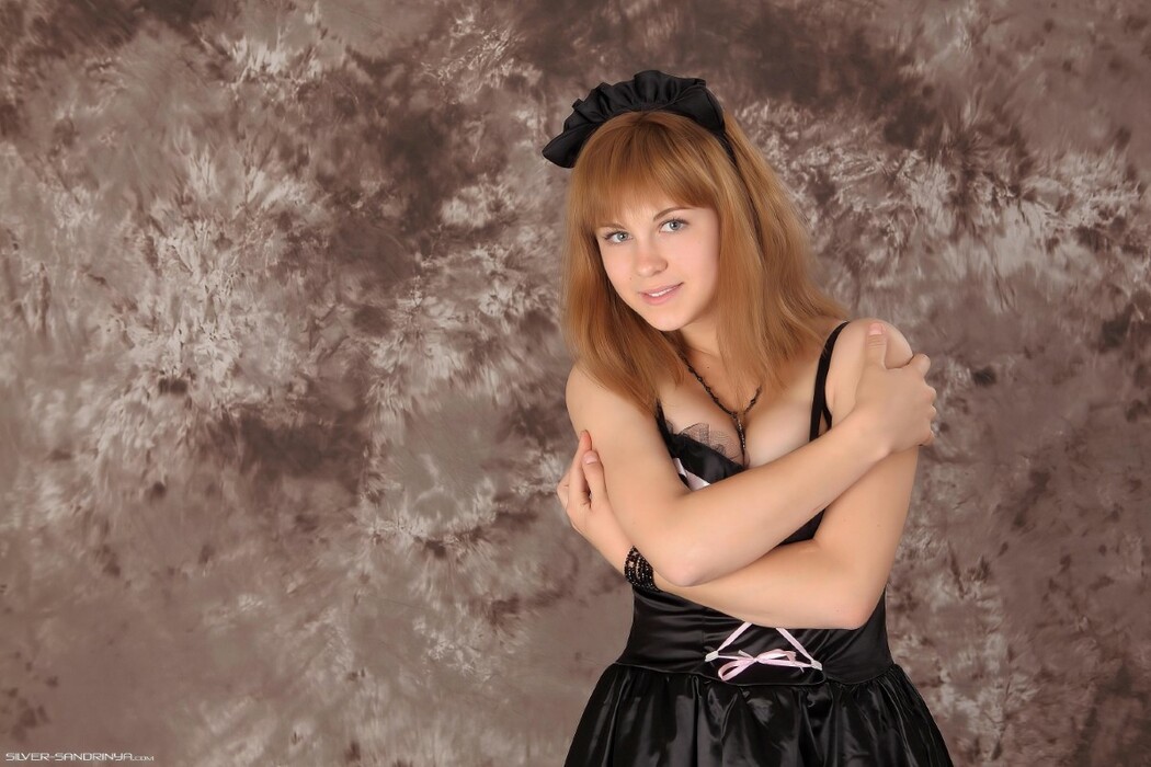 SilverAngels Sandrinya &ndash; Maid 3 B