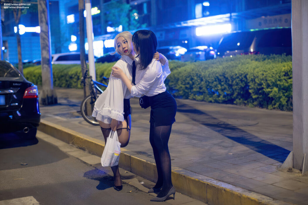 Coser@皮皮奶可可爱了啦 And 穆零Mu0 – 百合OL (52P)