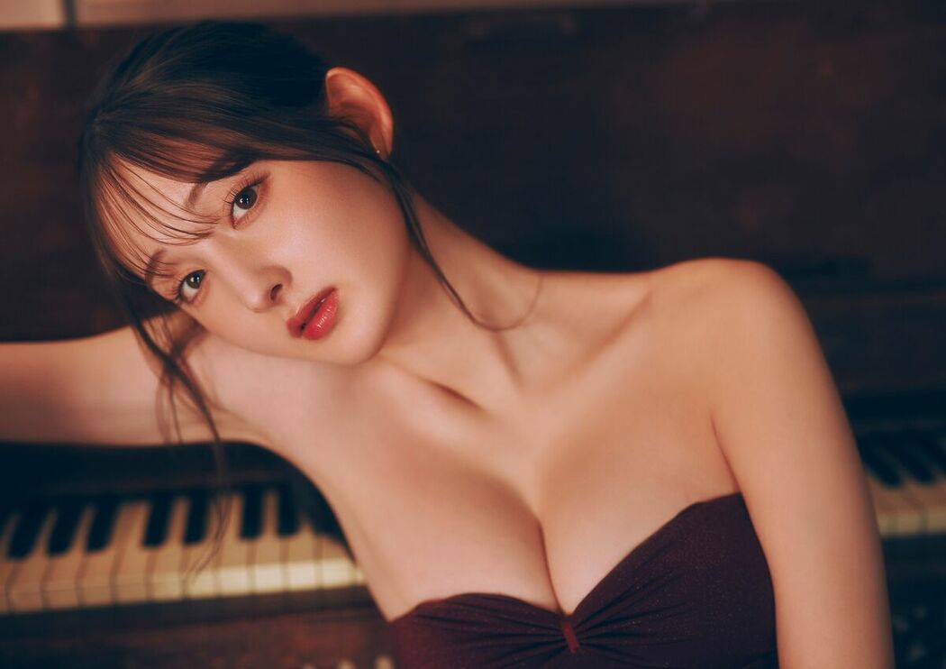 JP Cecile Nana 菜那セシル – BUBKAデジタル写真集 冬のヒロイン (57P)