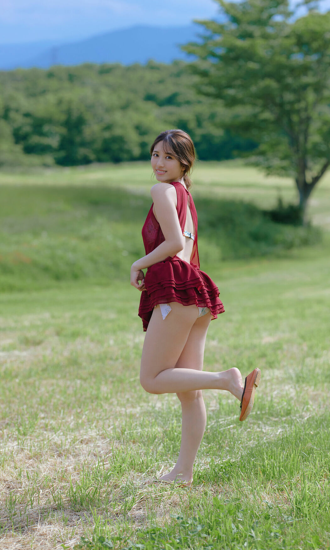 JP Owada Nana 大和田南那 – デジタル限定 写真集 深い森の中で 週プレ PHOTO BOOK (61P – 1V)