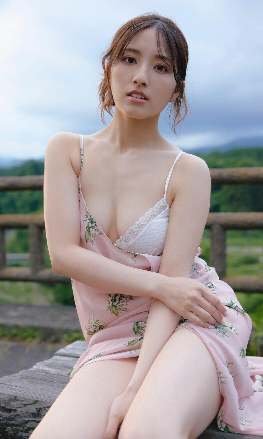 JP Owada Nana 大和田南那 – デジタル限定 写真集 深い森の中で 週プレ PHOTO BOOK (61P – 1V)