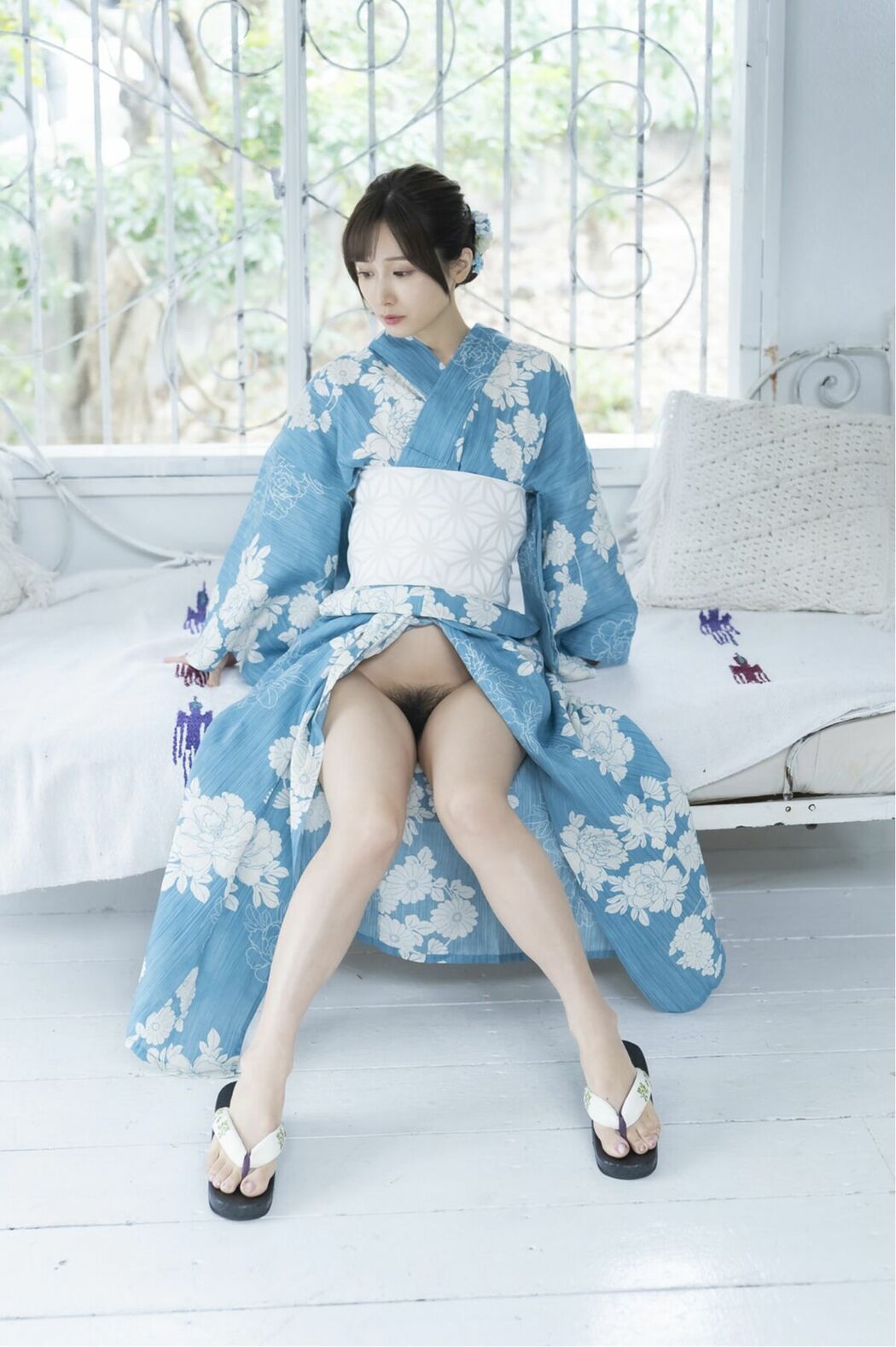 JP Minami Kojima 小島みなみ – 週刊実話デジタル写真集 濃いの欲しいの (80P)