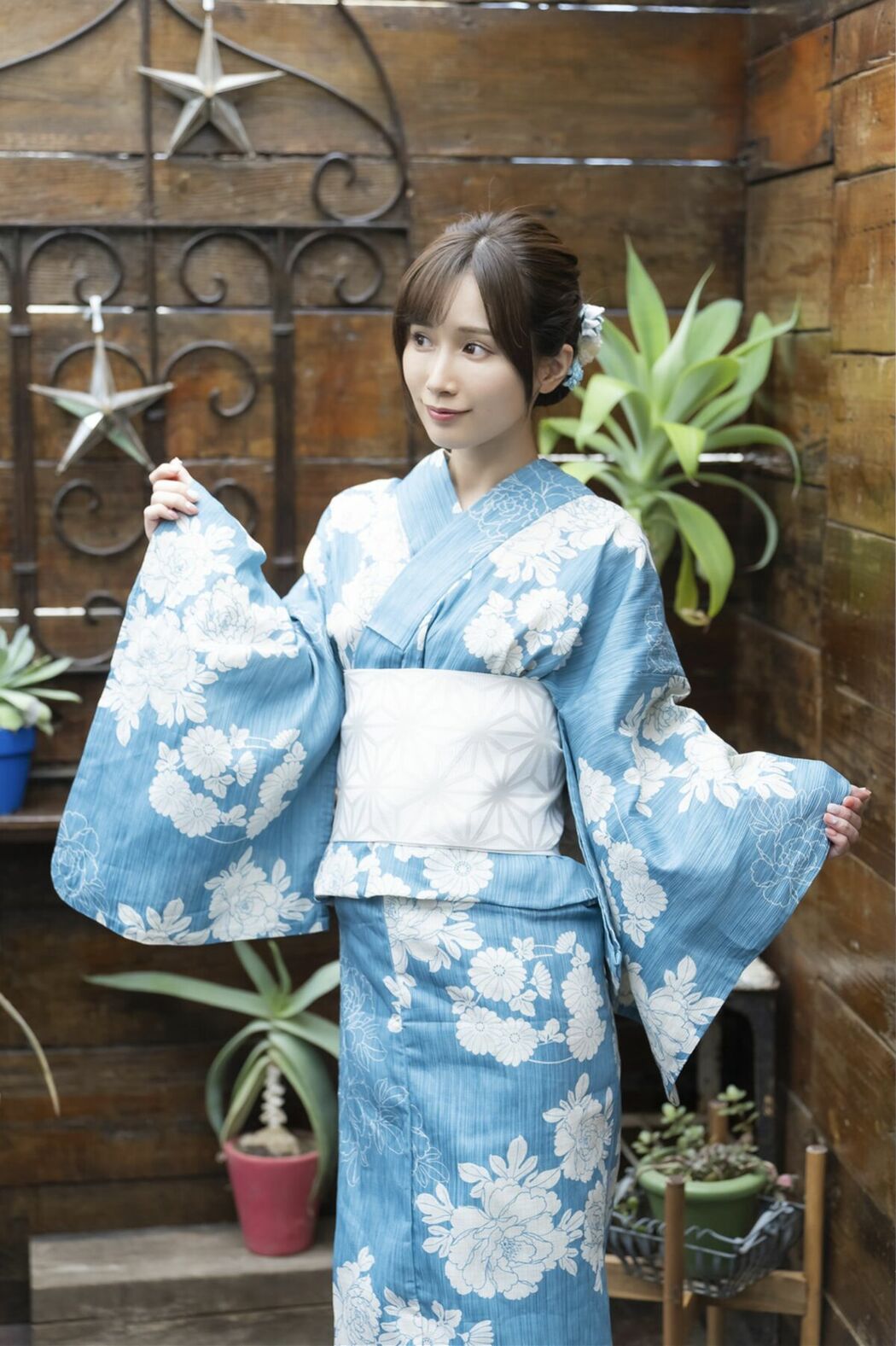 JP Minami Kojima 小島みなみ – 週刊実話デジタル写真集 濃いの欲しいの (80P)