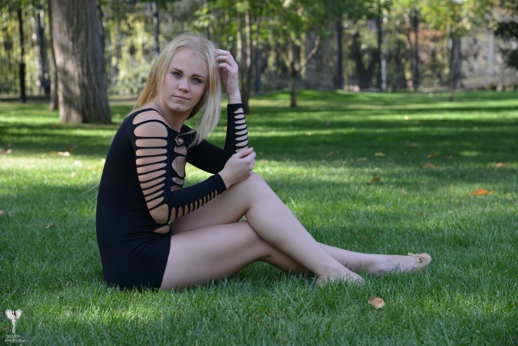 SilverAngels Irena &ndash; Black Dress 1