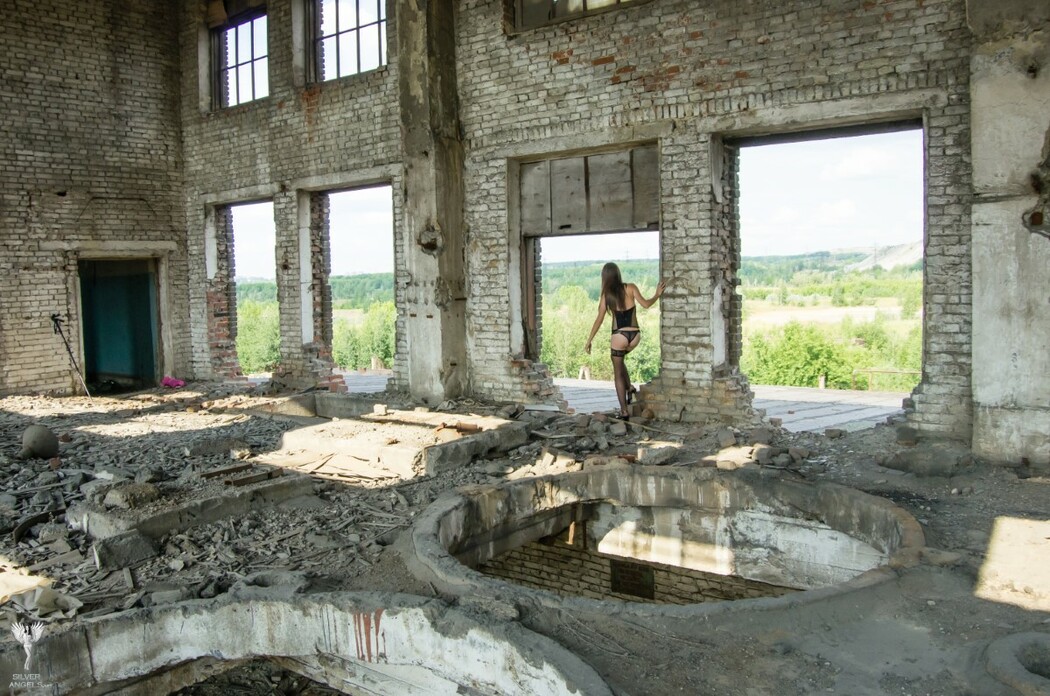 SilverAngels Evgeniya &ndash; Old Ruins 1