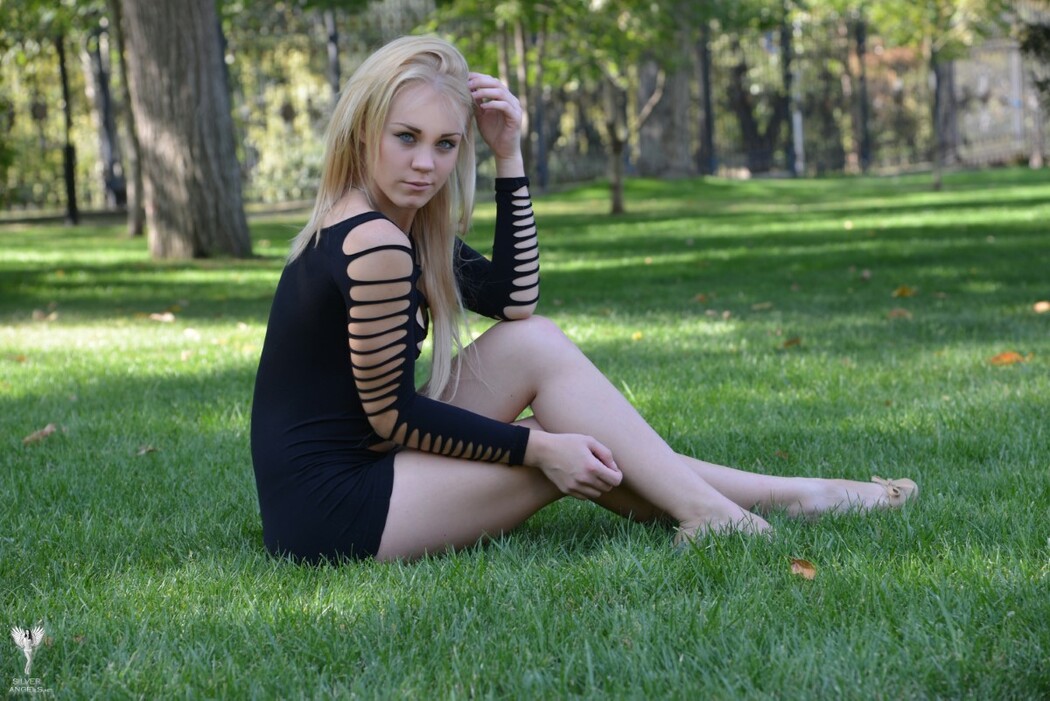 SilverAngels Irena &ndash; Black Dress 1