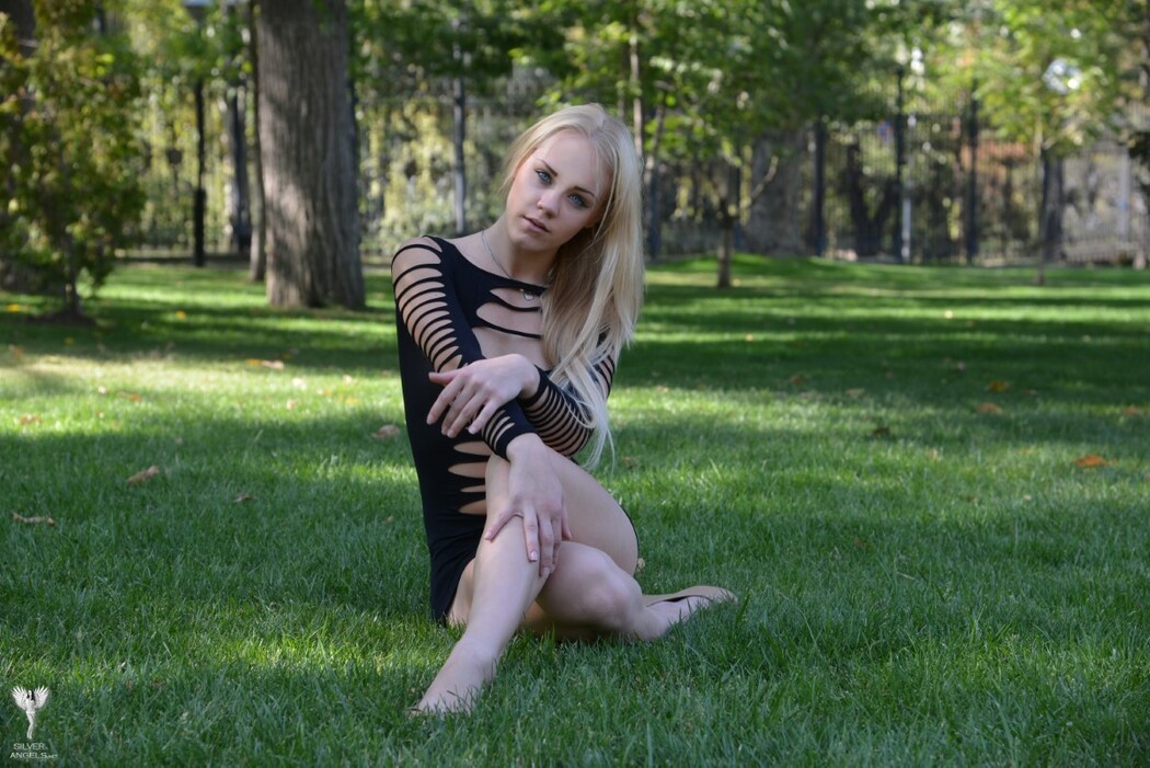 SilverAngels Irena &ndash; Black Dress 1