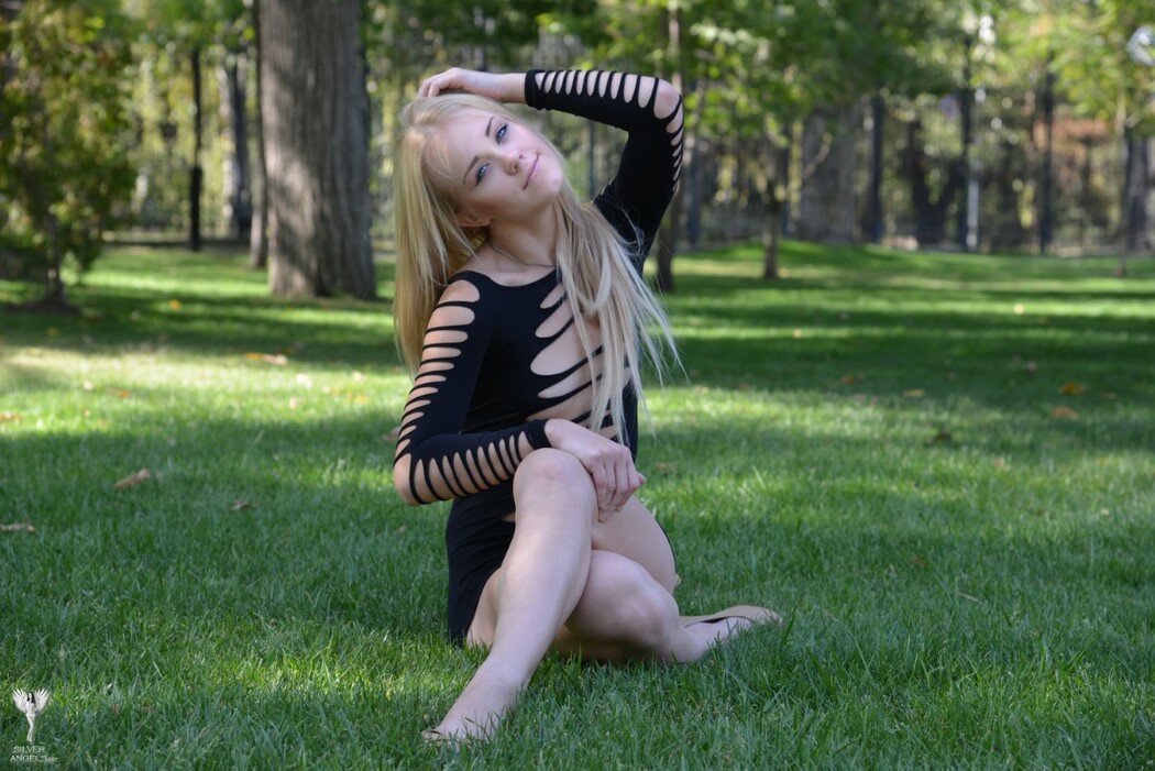 SilverAngels Irena &ndash; Black Dress 1