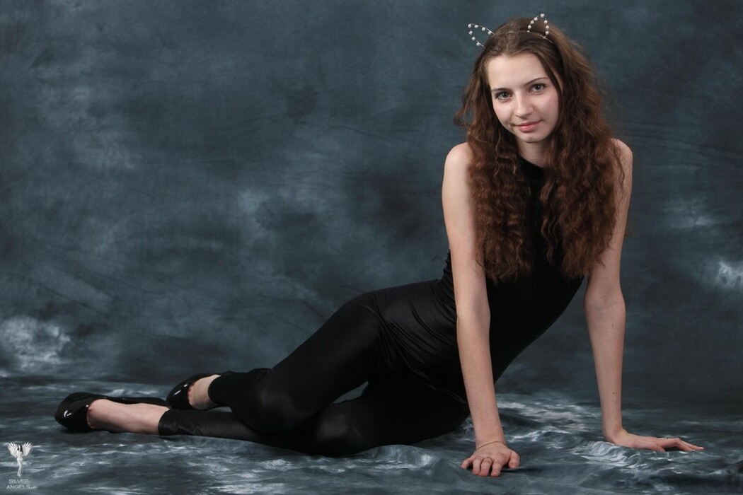SilverAngels Marina &ndash; Black Cat 1
