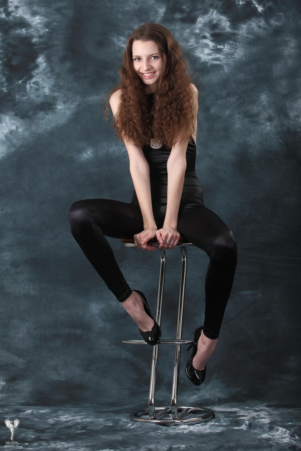 SilverAngels Marina &ndash; Black Cat 1