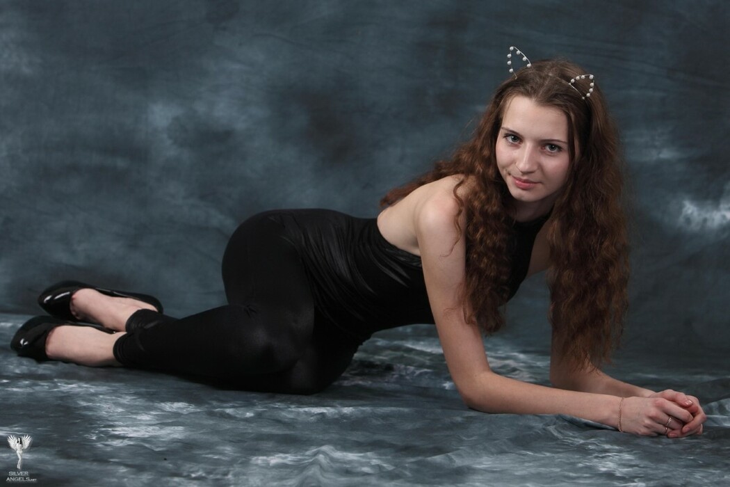 SilverAngels Marina &ndash; Black Cat 1