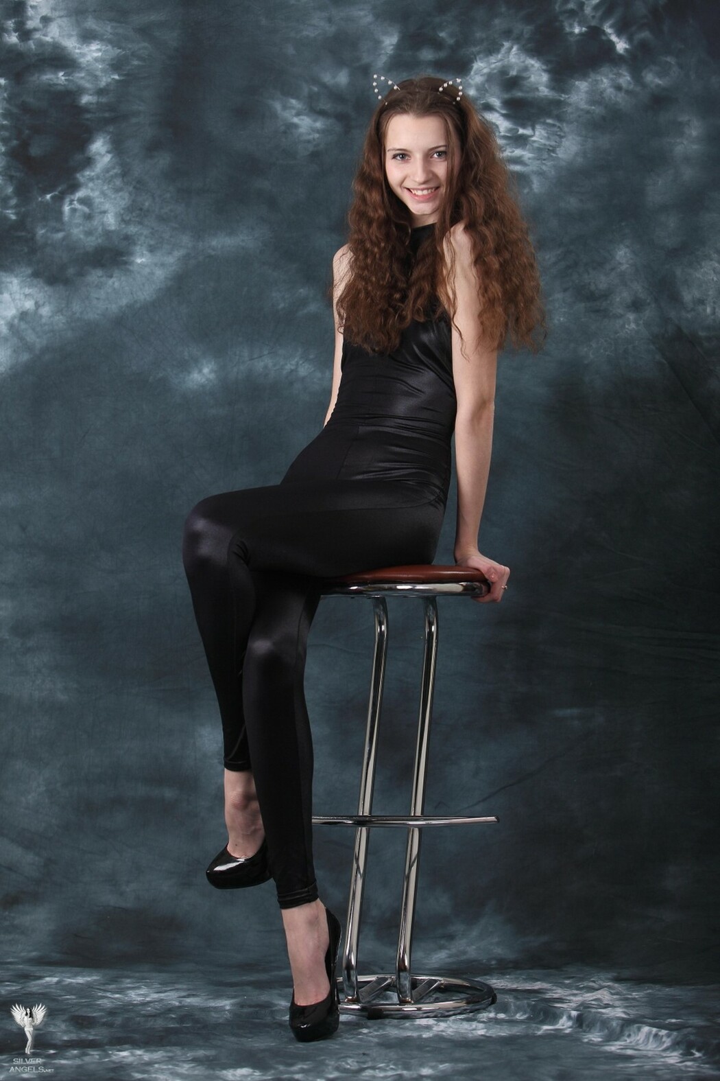 SilverAngels Marina &ndash; Black Cat 1