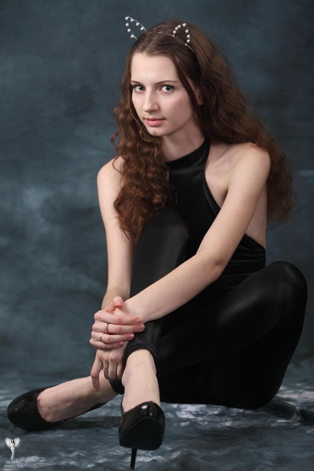 SilverAngels Marina &ndash; Black Cat 1