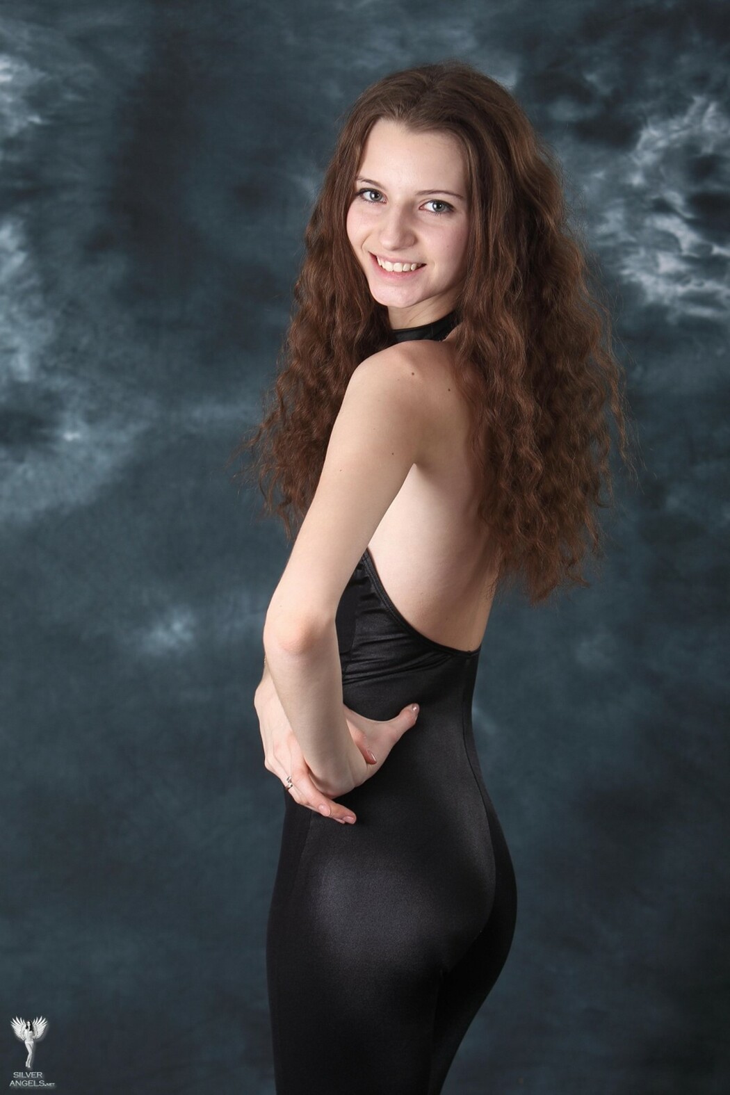 SilverAngels Marina &ndash; Black Cat 1