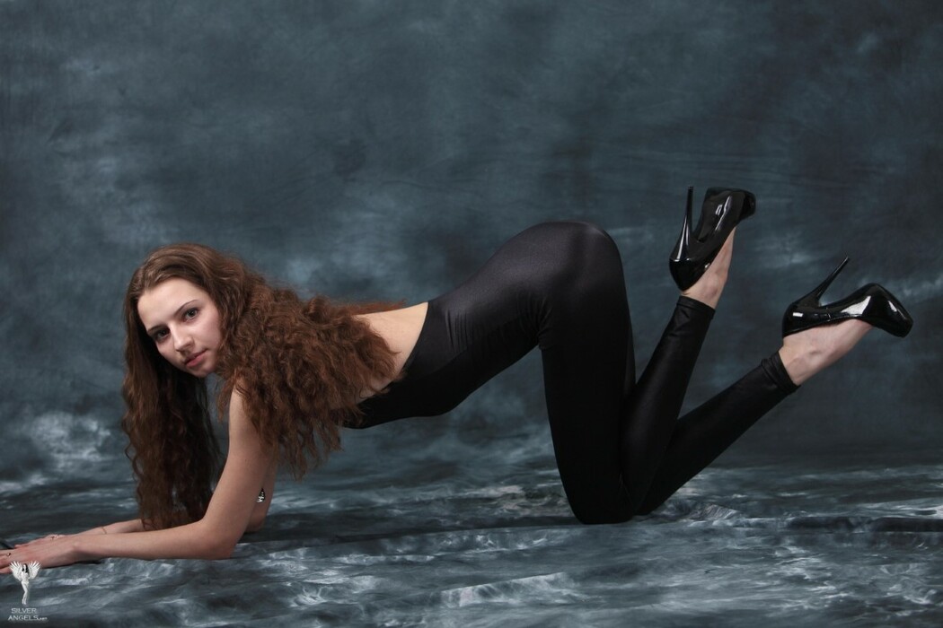 SilverAngels Marina &ndash; Black Cat 1