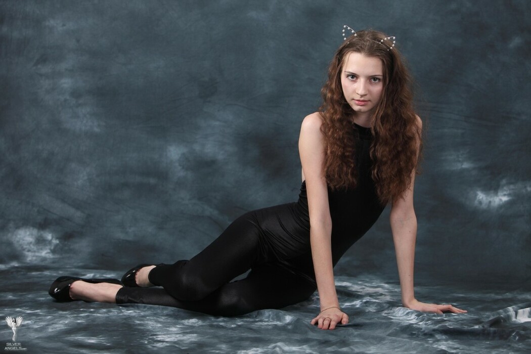 SilverAngels Marina &ndash; Black Cat 1