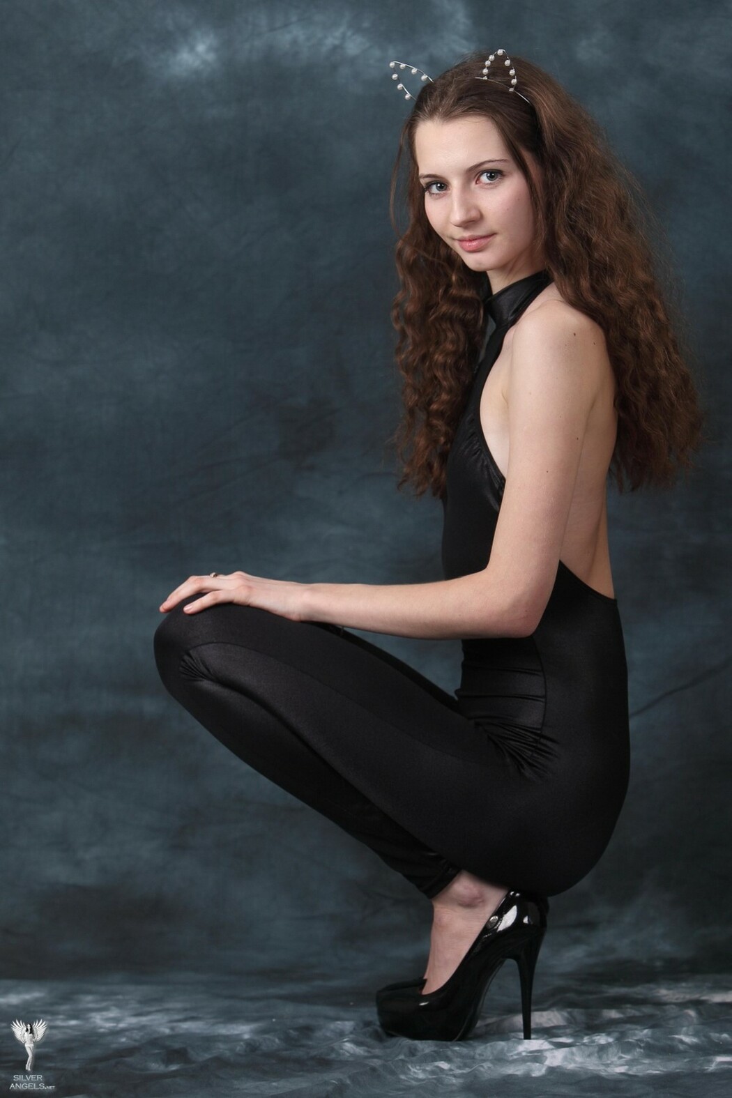 SilverAngels Marina &ndash; Black Cat 1