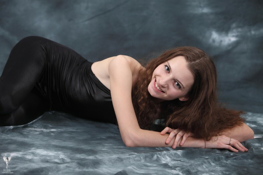 SilverAngels Marina &ndash; Black Cat 1