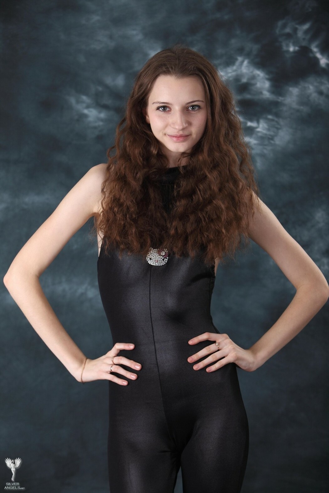 SilverAngels Marina &ndash; Black Cat 1