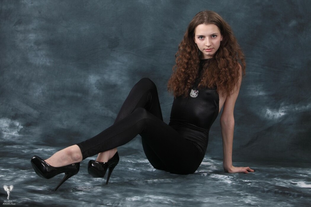 SilverAngels Marina &ndash; Black Cat 1