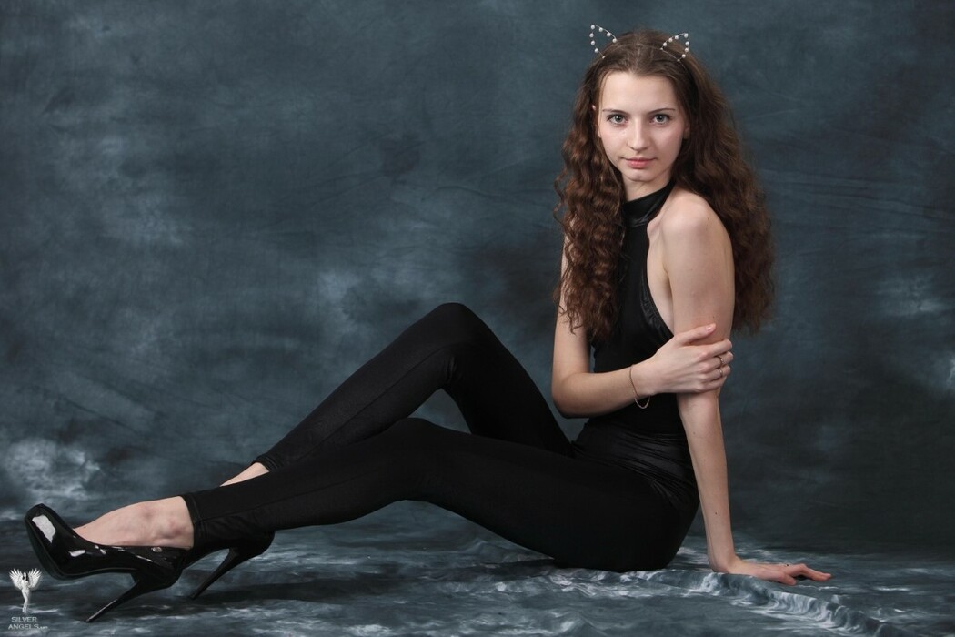 SilverAngels Marina &ndash; Black Cat 1