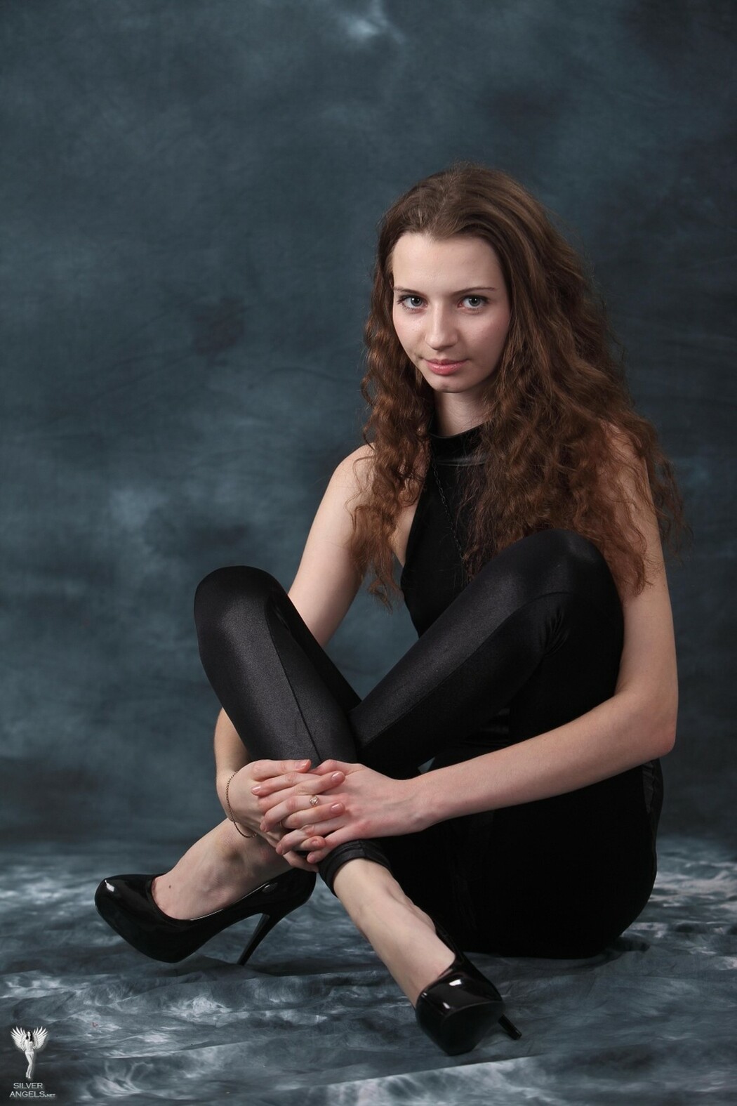 SilverAngels Marina &ndash; Black Cat 1