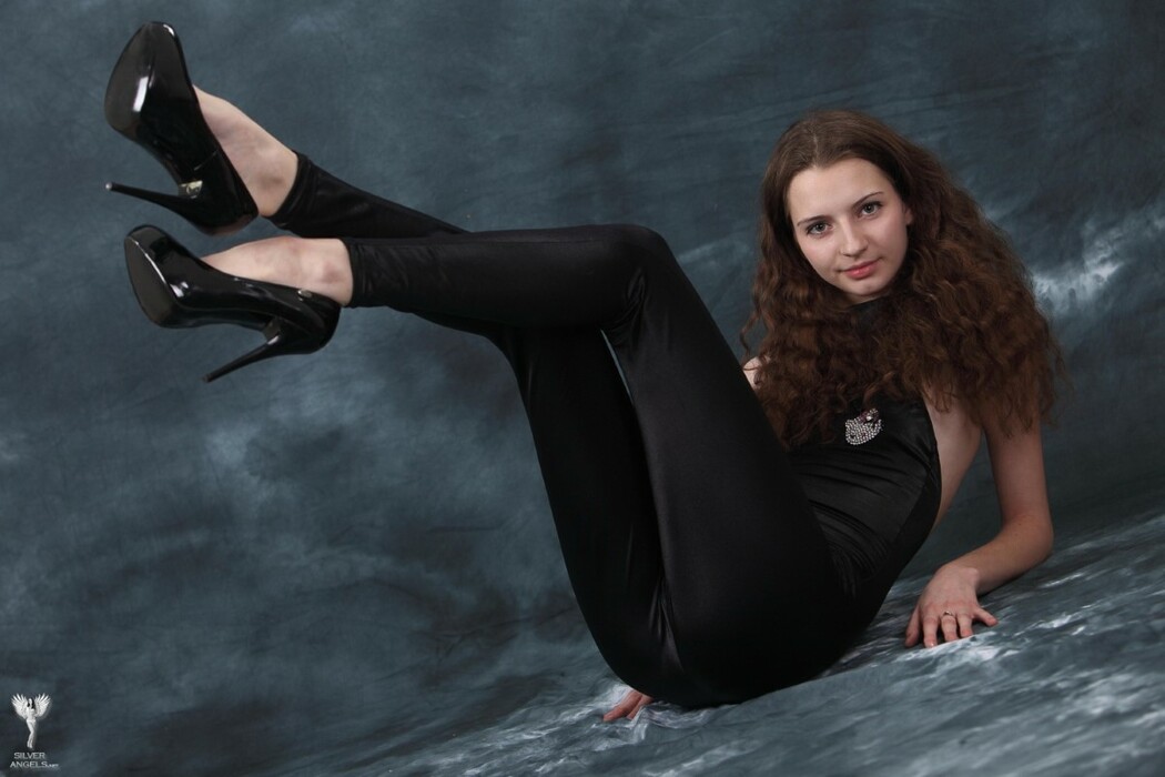 SilverAngels Marina &ndash; Black Cat 1