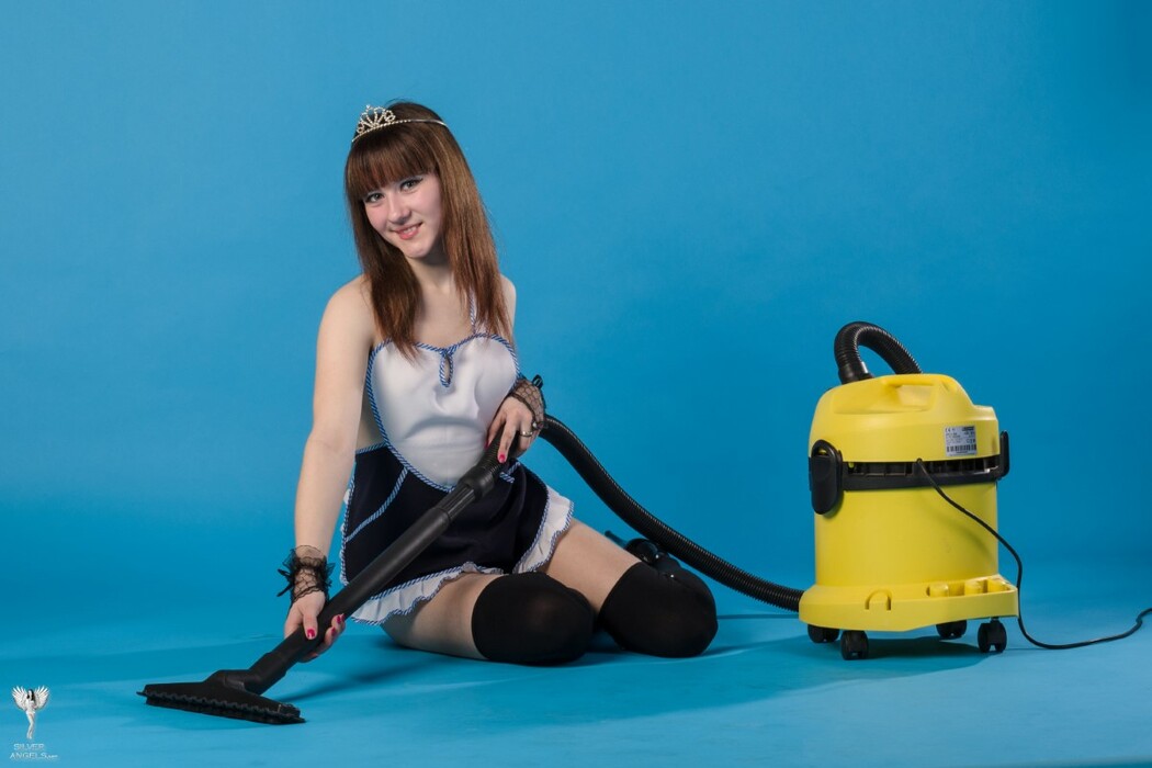 SilverAngels Christy &ndash; Maid 1