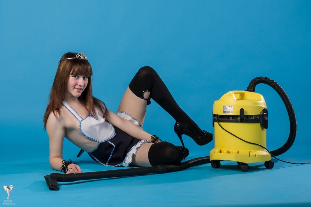 SilverAngels Christy &ndash; Maid 1