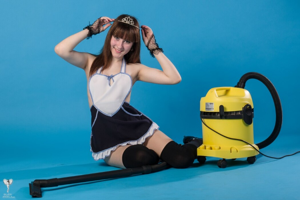 SilverAngels Christy &ndash; Maid 1