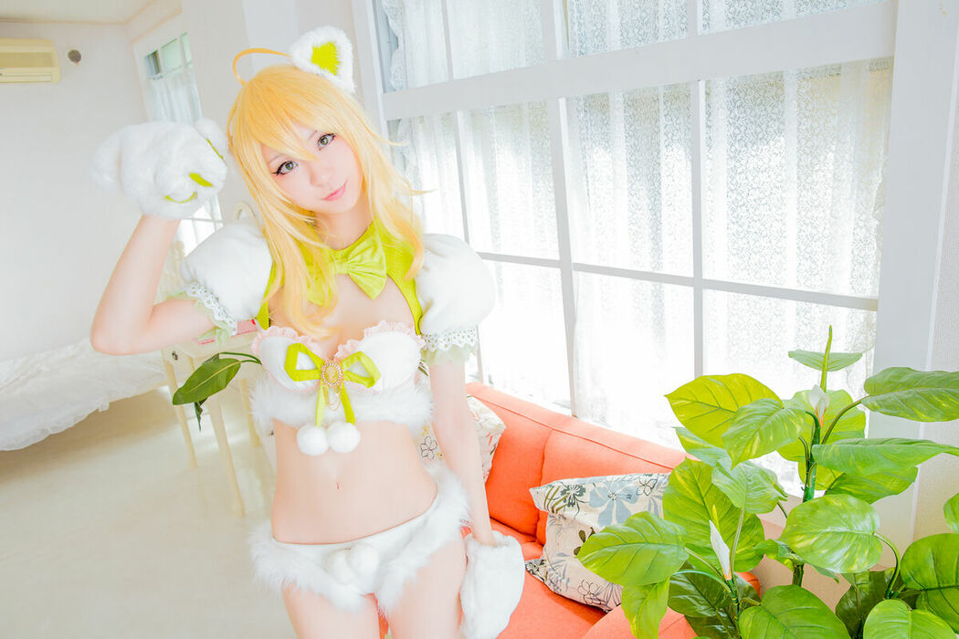 Coser@Mikehouse ミケ – Top Idol Sleeping Beauty Part02 (70P)