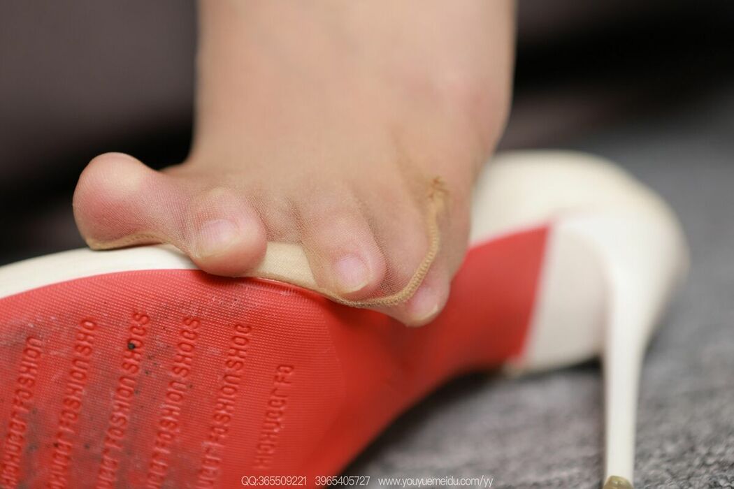 IESS异思趣向 SXJ No.2164 Qiu Qiu (90P)