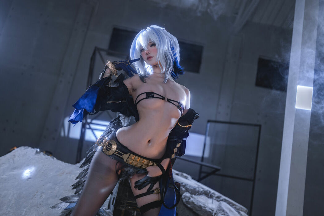 Coser@阿薰kaOri – 鸣潮 嘉贝莉娜 Part01 (58P – 28V)