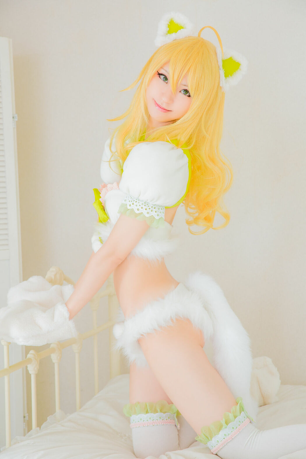 Coser@Mikehouse ミケ – Top Idol Sleeping Beauty Part02 (70P)