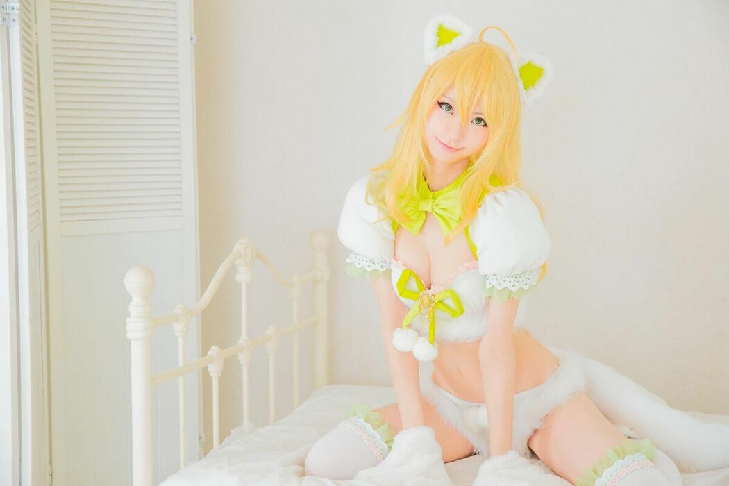 Coser@Mikehouse ミケ – Top Idol Sleeping Beauty Part02 (70P)